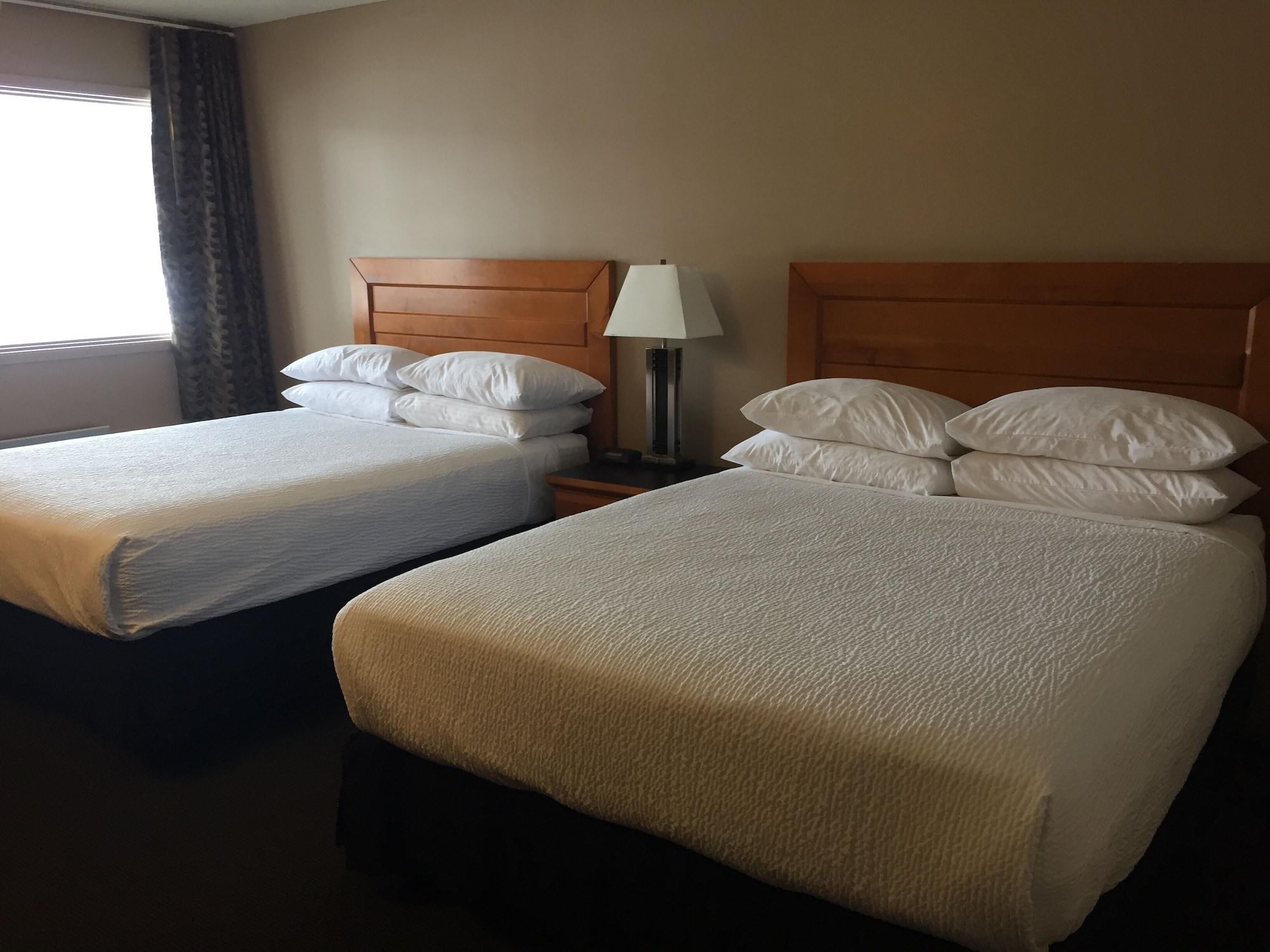 Royal Hotel ロイドミンスター エクステリア 写真