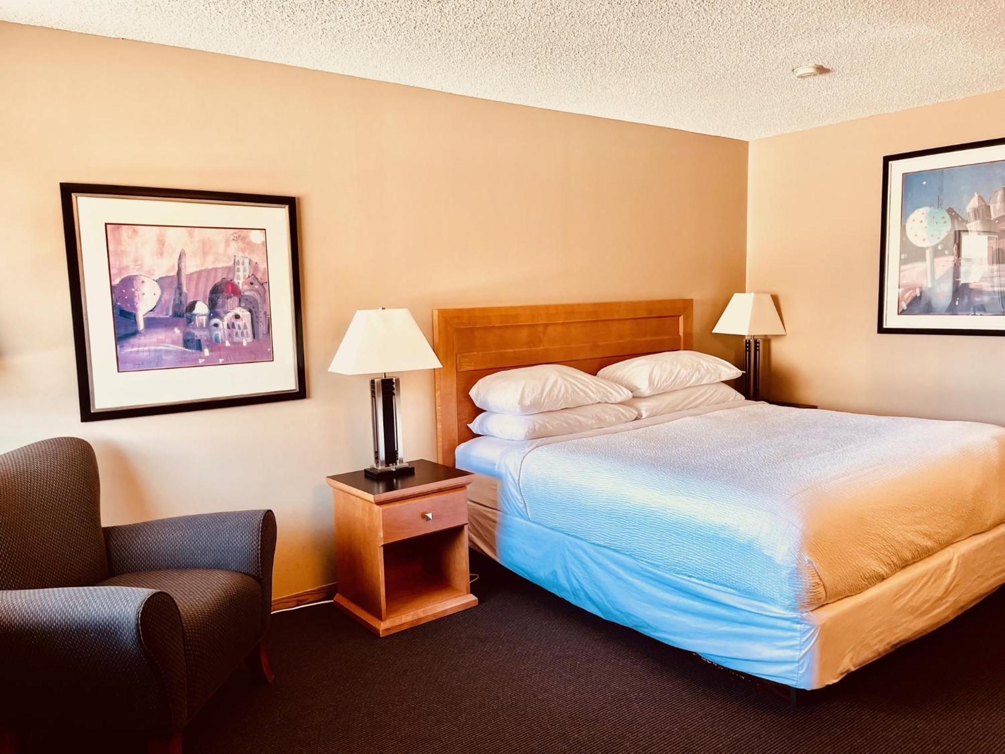 Royal Hotel ロイドミンスター エクステリア 写真